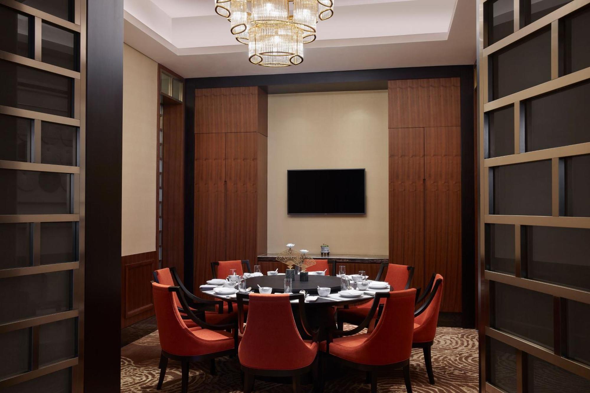 Sheraton Beijing Lize Hotel Exterior photo