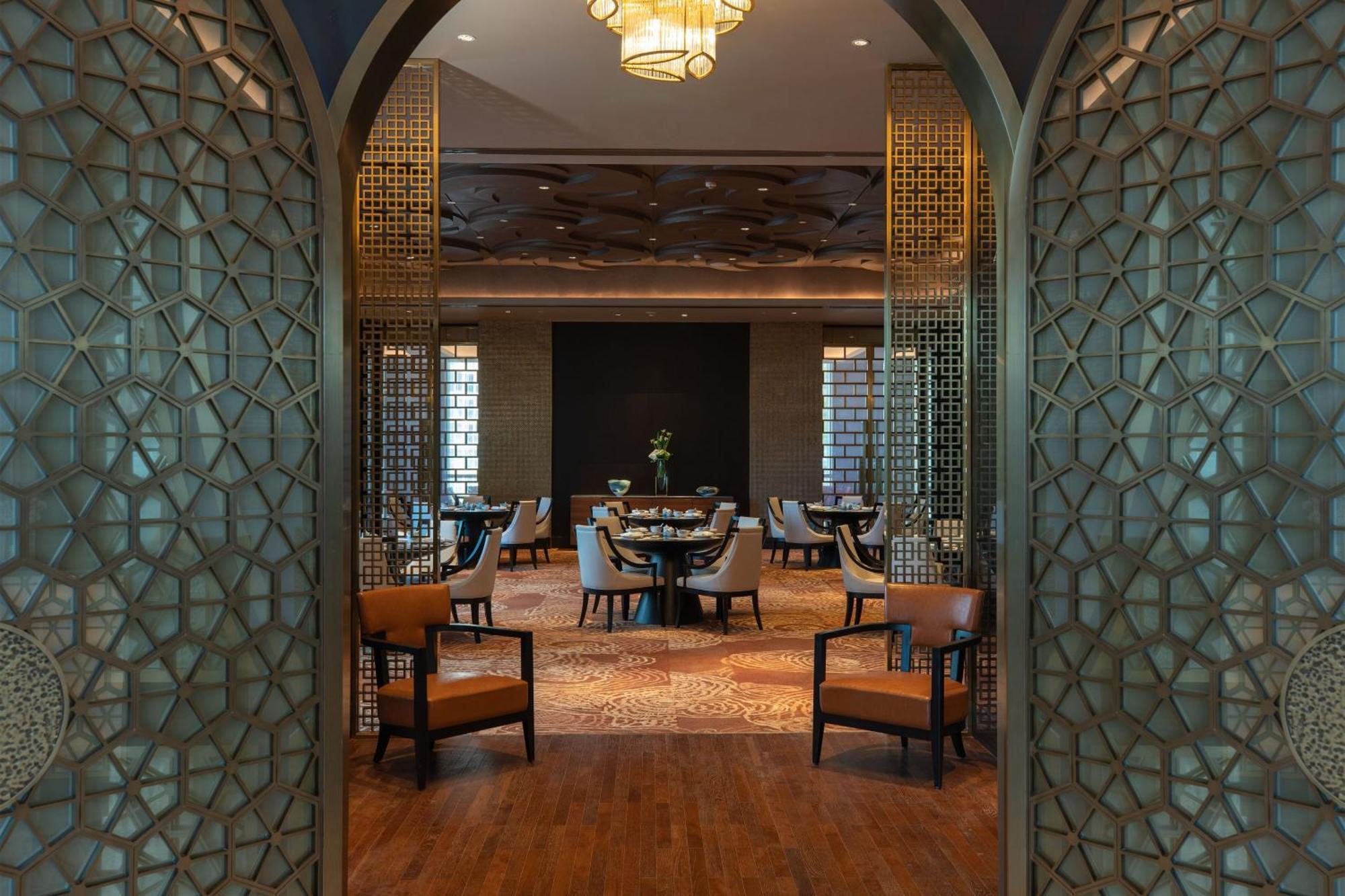 Sheraton Beijing Lize Hotel Exterior photo